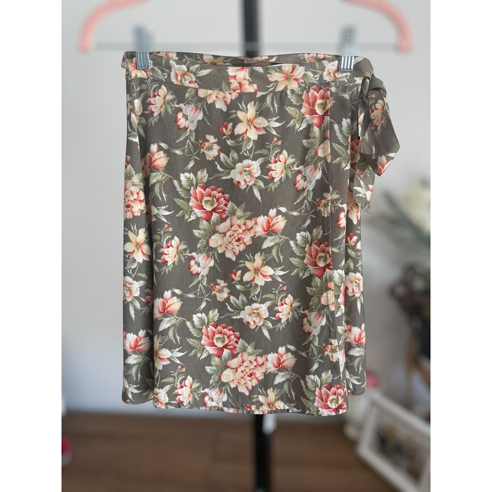Vintage Express Floral Print High Waisted Wrap Mini Skirt Gray Pink Womens Small